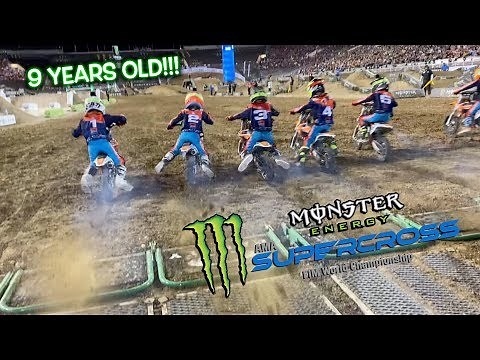 LITTLE KIDS RACING VEGAS SUPERCROSS!!! Huckson Deegan races the KTM Challenge!