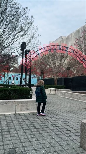 #lauralovesny @bigapplecircus #nyc #fun #singer #bigapplecircus #circus | Laura Daniel