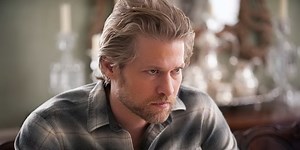 Is Todd Lowe related to Rob Lowe? Bio: Debut, Family, Girlfriend, Affair