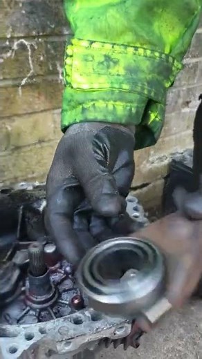 Fitting a New Clutch Thrust Release Bearing on Toyota Corolla