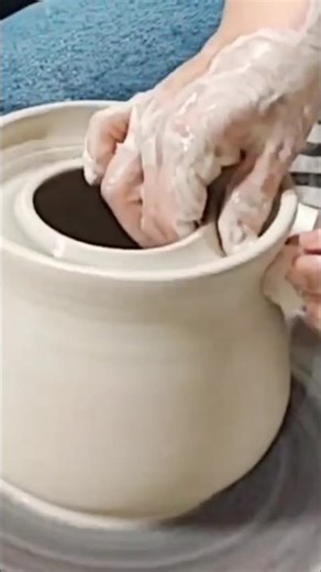 Throwing and Decorating a Fermentation Jar