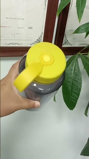 💧✨ **Experience Premium Quality with Our Tritan Water Bottles** ✨💧