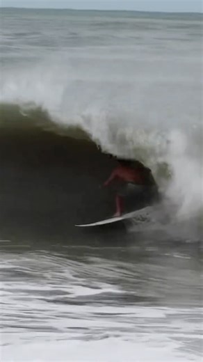 Jetty™ on Instagram: "We all love playing in the shore break. @_logan_hayes is just really good at it. 🎥: @gavinnross @inlet_surfphoto"