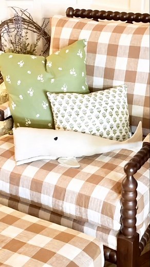 Pearl the whale!!! I’ve had so much fun making these adorable whale pillows! Such an easy project and so cute for summer. @southernhomeandliving #sewingproject #pillows #easydiy #craftideas #sewingpattern #tutorial | Southern Home and Living