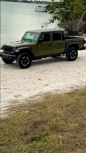 2026 Jeep Gladiator Rubicon Exterior Walkaround | Short Review | average guy tested #jeepgladiator