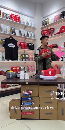 Winning Boxing Punching Mitts,Boxing Pads Mitts for Men,Ideal for Boxing Training,Kickboxing,Martial Arts