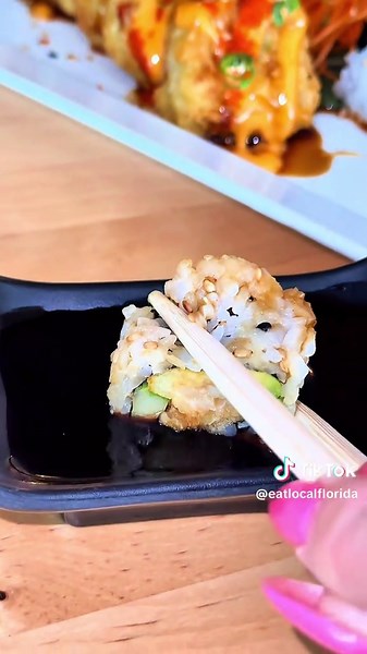 The best Thai food in Downtown St. Pete — hands down. 🇹🇭🔥 From sizzling wok dishes to rich, flavorful curries, Pin Wok & Bowl is a must-try for anyone craving authentic Thai flavors done right. Whether you’re stopping in for lunch or a cozy dinner downtown, this spot delivers every single time. 📍 445 Central Ave, St. Petersburg, FL #tampabay #thaifood #wheretoeat #stpete #fyp