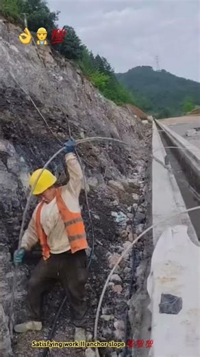 Anchor slope mountain installation without machine