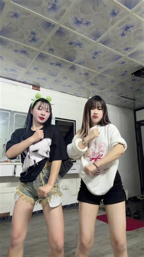 Mình đã lỡ 😍🤭#KMB @Nkauj see KMB (em Ngọc ) @Nkauj Xeev ( KMB )