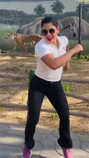 meri bibi ka dance #trending #foryou #funny #viral