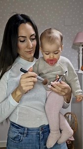 The baby carrier that wears like a T-shirt 👶👚 Simplify your life as a mum and cuddle your baby without back pain, with your hands always free! | Koala Babycare