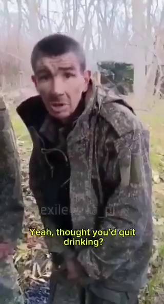 今のロシア軍の現状は厳しそうだ。多くの証言やビデオでも分かるように、現在のロシア軍は、ただ単に数集めに過ぎない。いわゆる戦力となる兵士は増員されず、「呑んだくれ」「犯罪者」「騙されて連れてこられた外国人」など、余程戦力に程遠い人材が、多くを占めている。正式に軍から派遣されているのは北朝鮮の兵士くらいだろう。世界第二位といわれた軍事力に翳りが見え始めている。『数百人のペルー人がロシアで働くために勧誘されたが、最終的に前線に送られてしまった。彼らはソーシャルメディアに掲載された魅力的な求人に引き寄せられて渡航した。しかし現在は、ウクライナとの戦争の最前線でドローンや爆発の危険にさらされている。弁護士によれば、少なくとも15人が死亡し、数十人が行方不明と報告されている。遺族によると、遺体を本国へ送還するために6か月の期限が与えられ、それを過ぎると共同墓地に埋葬されると通告されたという。ペルー外務省は、過去2週間で18人の自国民がロシアから出国できたと発表したが、多くはいまだに取り残されている。』