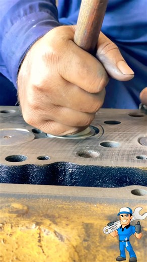 PRO SKILLS ENGINE HEAD VALVE SEAT GRANDING #viralshorts #workshop #head #tools