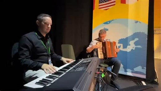 Feis on Instagram: "🤩 Cormac O’Se & Stephen Carolan 🤩 Who else lives for a dark, moody, minor-heavy jig? 🙋🏽‍♂️ Can you name this iconic tune — composed by none other than Cormac O’Se himself? 🎶 Cormac’s music… Stephen’s music… it’s all exclusively on Feis App. Subscribe today to unlock their full music libraries! ⬅️ @feistheapp #feistheapp #feisapp #irishdancemusic #feis #irishdance #irishdancing #irishdancer #irishdancers #clrg #anchomhdhail #wida #crn #c