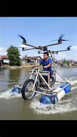 A floating motor/ein Schwimmender Motor/un moteur flottant#float #motor #reels