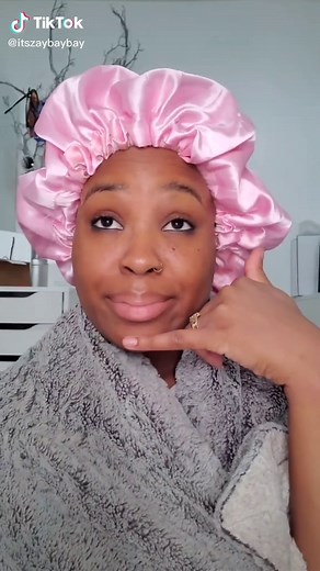 Cosplay Android 21 with DBZ Nails by @rondasplace