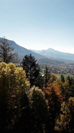 The premiere of Ski Classics – Ski or Die Season III is fast approaching! The first two episodes will be released this Friday at 12:00 CET, exclusively on SC PLAY — the streaming platform that also broadcasts all Ski Classics Pro Tour events and selected Challengers competitions live. SC Play is available to members on ProXCskiing.com. Get ready for a unique behind-the-scenes look at the world of Ski Classics Pro Tour — raw emotions, drama, and the toughest endurance athletes on the planet. Ski 