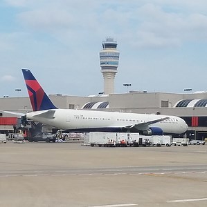 8 Details Delta Air Lines Shared With The SEC About How Its SkyMiles Program Works - View from the Wing