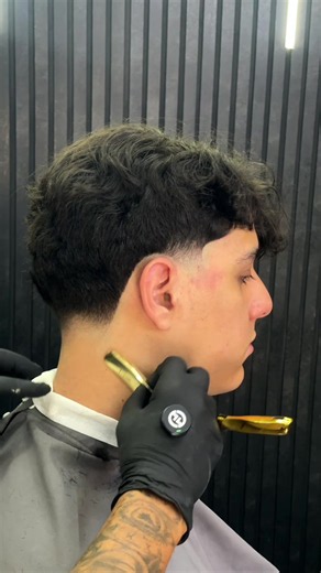 Let’s go amazing taper💈🔥 #taperfade #desvanecido #degrade #barbershop #highfade