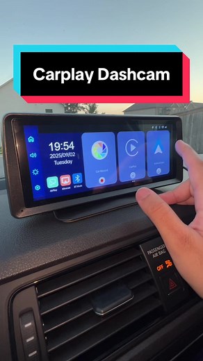 Revolutionary CarPlay with Built-in Dashcam Features