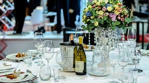 Decor Tips for a Corporate Party - Inspiring Mompreneurs