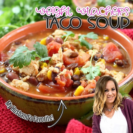 RECIPE-->https://realhousemoms.com/weight-watchers-taco-soup/ Stay on track this winter with this hearty WEIGHT WATCHERS TACO SOUP! | Real Housemoms