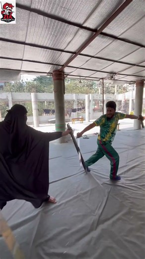 Fighting Sword #swordfighting #shaolinmartialarts #wushufight #martialartstraining