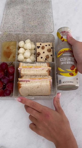 Steph Pappas on TikTok