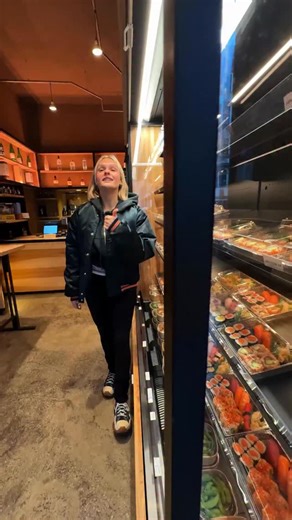 NeoTaste App on Instagram: "Premium 7/11 in Berlin! 🥤🍣 📍Next to Kuchi *Hinweis: Dieses Restaurant ist aktuell kein Partner in der NeoTaste App. Wir zeigen euch einen Mix aus coolen Foodspots und Neueröffnungen - in und außerhalb der App! #berlinfood #711 #sushi #foodie #neotaste / Anzeige"