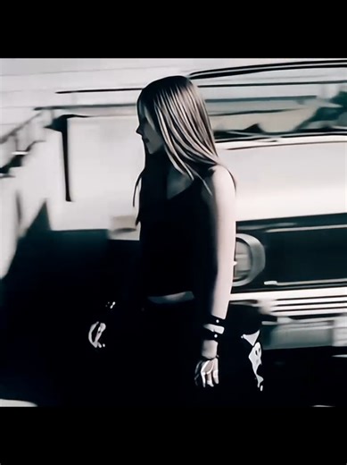Avril Lavigne: Celebrate Her Beauty and Music