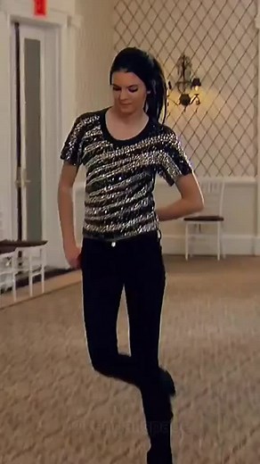 walk evolution 🛐 #kendalljenner #jenner #walk #model #foryou #viral #supermodel #fypシ