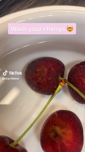 How to Wash Cherries: A Step-by-Step Guide