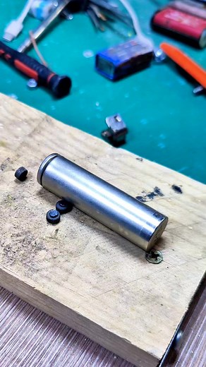 314K views · 1.1K reactions | comparison between Flux Past and Resin... which is better for Soldering! #Flux #past #resin #soldering #tecnologia | 헣헿헼 헗헜헬험헥 | Facebook