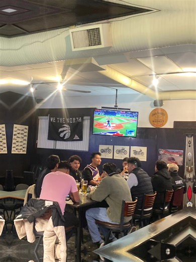 Game night vibe at @mrschnapps