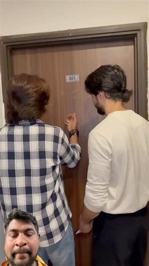 Introducing the "VitaWear SmartBand," a next-generation wearable gadget🎉#trending #gadgets