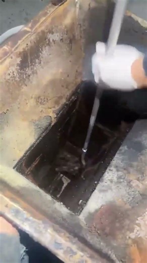 WMD 6" Scraper Slicing Through Grease