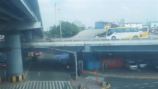 Exciting Bus Showdown: G Liner vs RRCG Transport in Angono/Taytay and Quiapo!