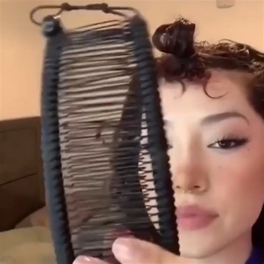 14K views · 53 reactions | This Handy Banana Clip Put Up Your Hair In Seconds! ❣️Best Accessories for Thick, Curly, Kinky Hair! | Retaintion·er | Facebook