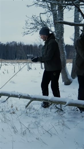 Winter camping while building a Viking style hut