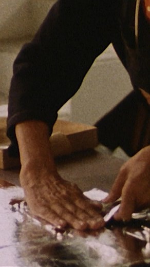 Venez découvrir l'exposition Anna-Eva Bergman - Voyage vers l’Intérieur au Musée d’Art Moderne de Paris, la première grande rétrospective consacrée à l’artiste norvégienne, figure-clé de la peinture de l’après-guerre, artiste libre et visionnaire. | Musée d'Art Moderne de Paris