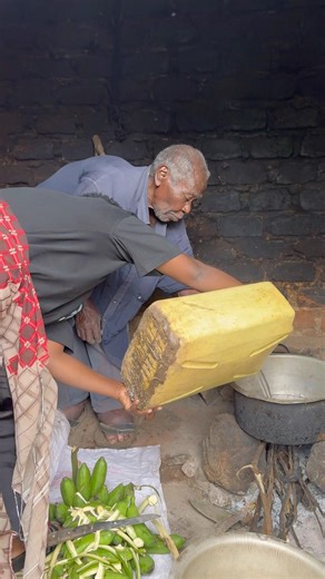 He's a 95year oldan who needs help🙏 #share #shorts