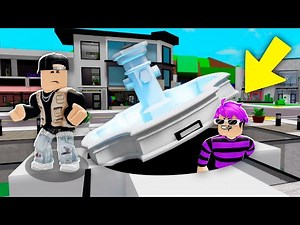 I HID IN SECRET PLACES IN HIDE AND SEEK! (Brookhaven)