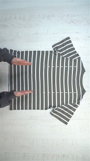 47K views · 374 reactions | how to fold a tee shirt for a drawer or a basket on a shelf | thefoldinglady | Facebook