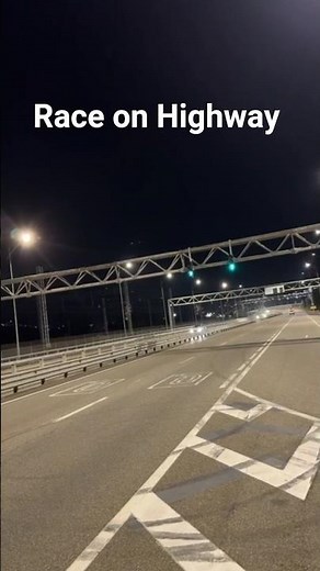 Street bikes racing on highway | motorcycle top speed on highway