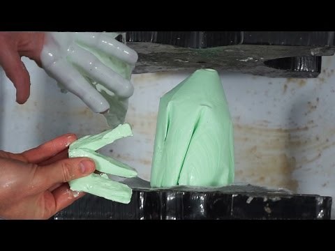 Frozen Oobleck Crushed In Hydraulic Press | Non Newtonian Fluid