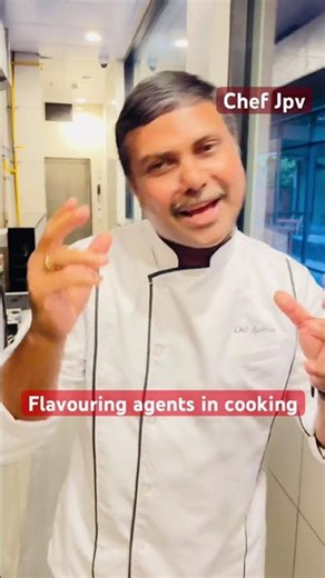 Flavouring agents in cooking #chefjpv #chefandtrainee #flavouringagents