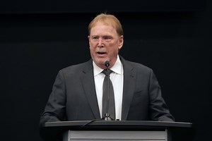 Raiders owner Mark Davis gets extremely blunt on pursuing Ben Johnson for HC job before Bears' move