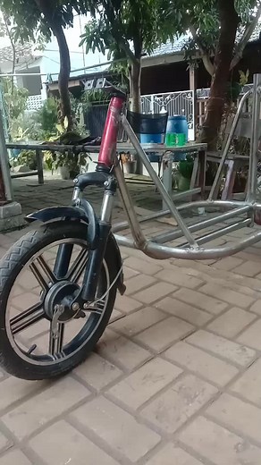 1.2K views · 782 reactions | selis cargo...落 nyiip belll落 #a2bikecustom #seliscargo #cargobike | Abazg . | Facebook