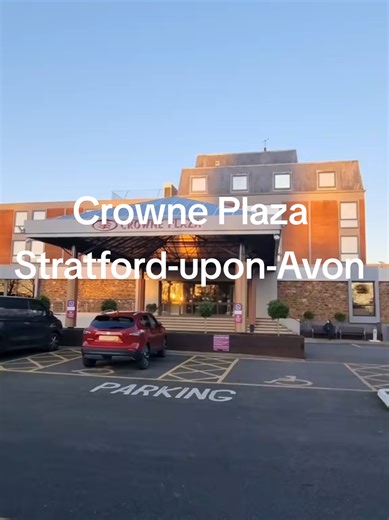 Explore Crowne Plaza Stratford-upon-Avon Hotel Stay