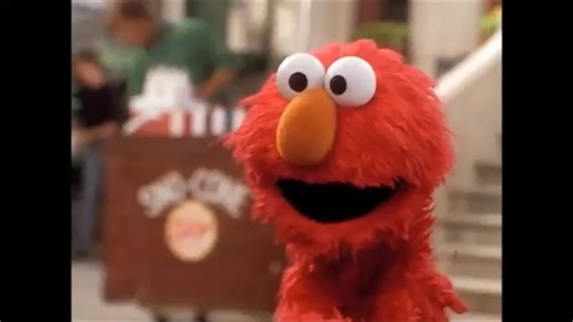 Zoe Look What You Did #elmo #blanket #elmoingrouchlandmovie #sesamestreet #tiktokduetchallenge